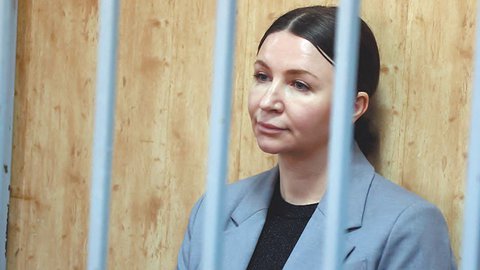 Блиновскую посадили после Масленицы